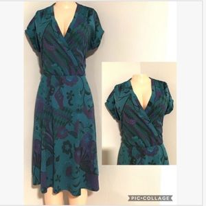 Vintage V neck Floral 12/14